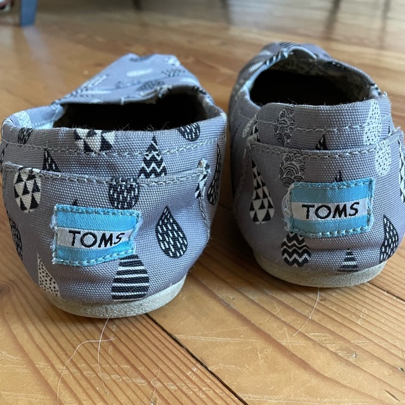 TOMS Raindrop Canvas Slip-ons - Picture 3 of 5